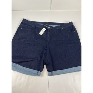 NWT‎ Lane Bryant Denim Bermuda Jean Shorts Size 28 New Venezia MSRP $49.95